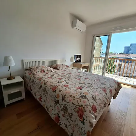2 Renove Balcon Garage Bed & Breakfast 3*