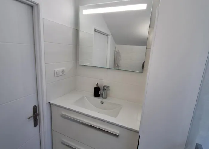 2 Renove Balcon Garage 3* Bordéus