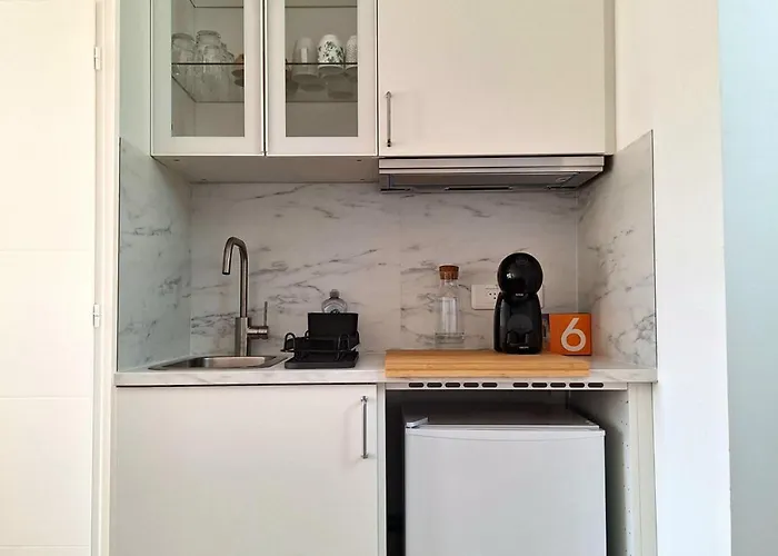 2 Renove Balcon Garage Alojamento de Acomodação e Pequeno-almoço 3*